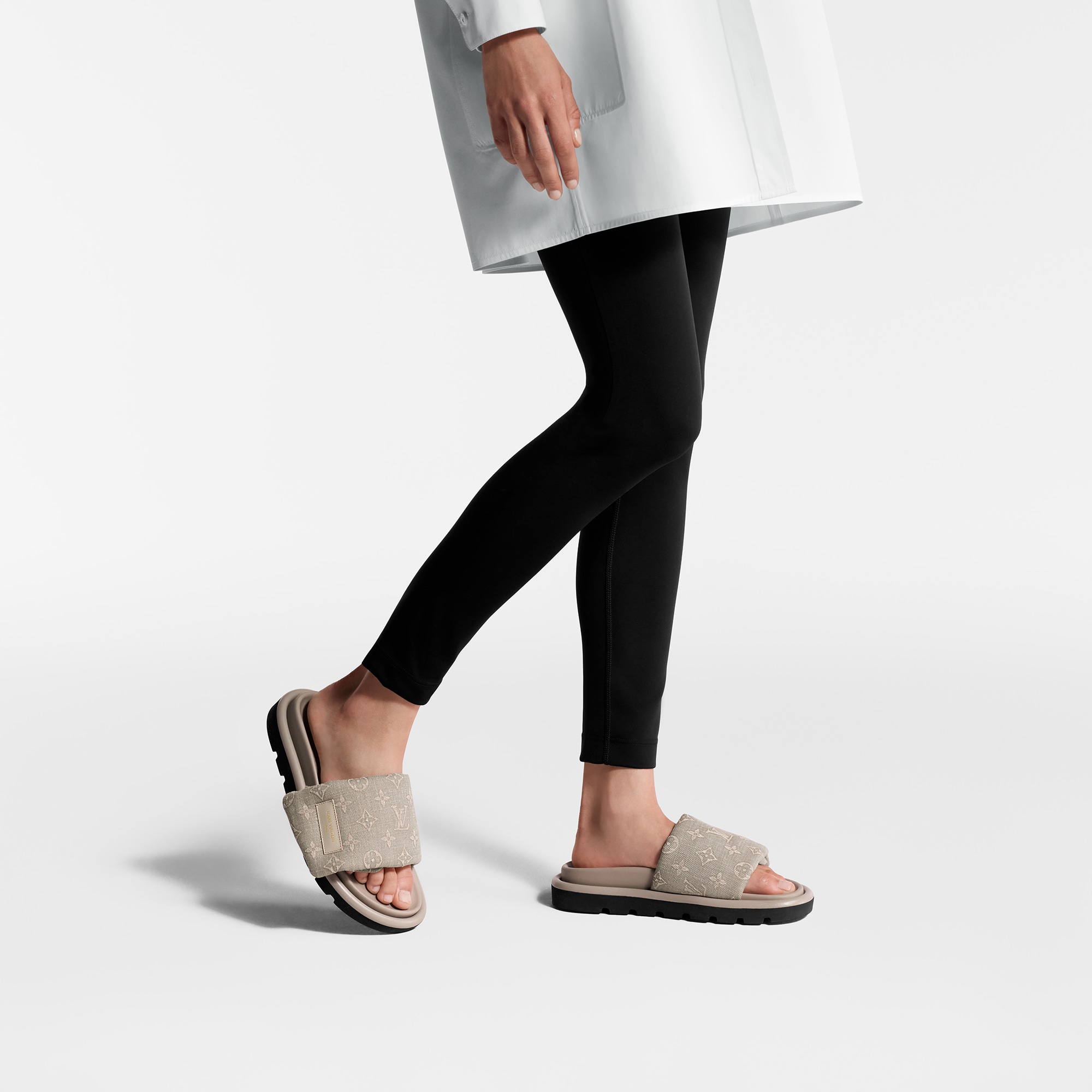 Pool Pillow Flat Comfort Mule - Women - Shoes | LOUIS VUITTON ® Pool Pillow Flat Comfort Mule - Women - Shoes | LOUIS VUITTON ®